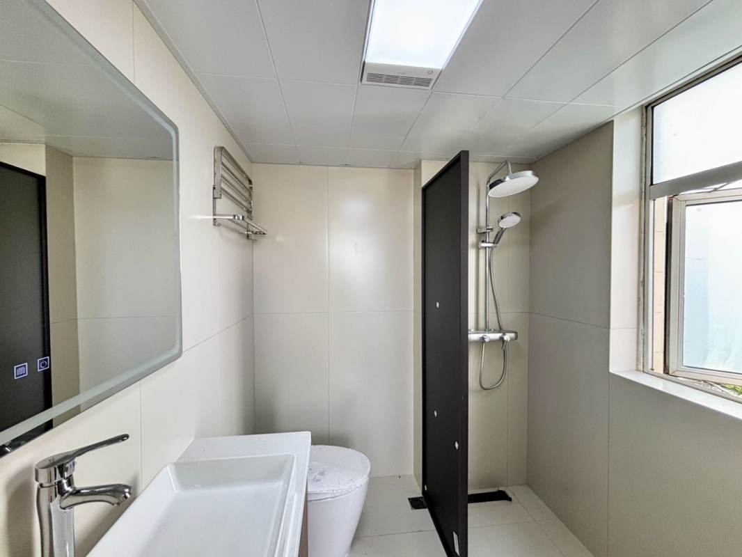 Housing image — Bathroom
