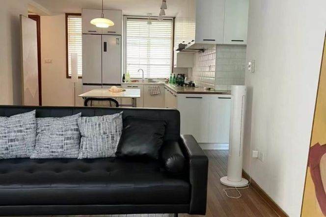2BR Apartment near Radisson Collection Hotel (Xing Guo Shanghai)