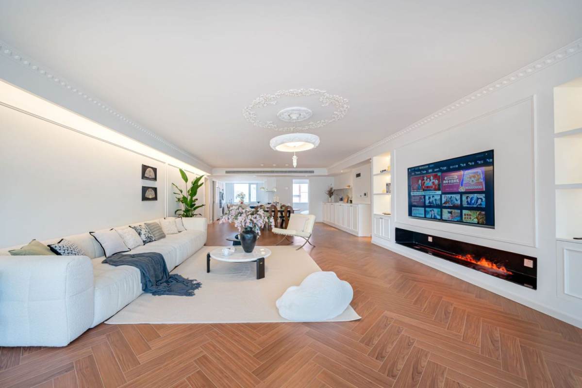 Housing image — Living Room