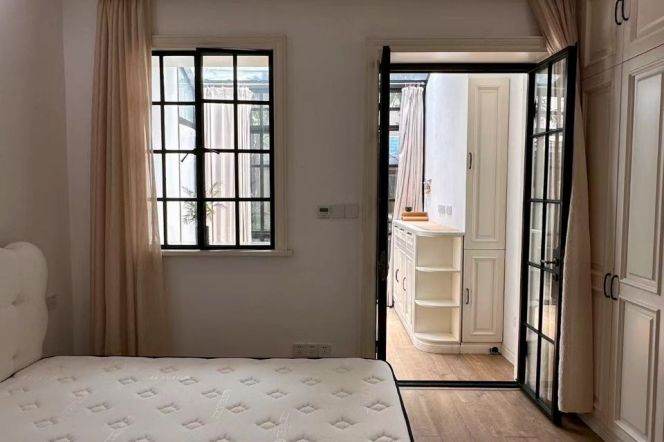 1BR Lane House in Old Xuhui with Terrace (L1/L7/L10)