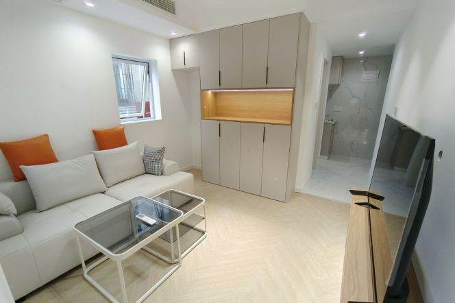 1BR Apartment near Zhongshan Park (L2/L11)