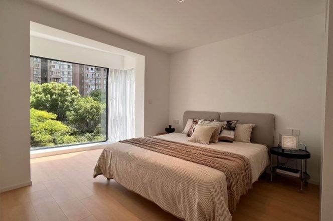 2BR Apartment in Jing'an (L13/L14)