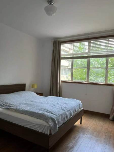 Housing image — Bedroom