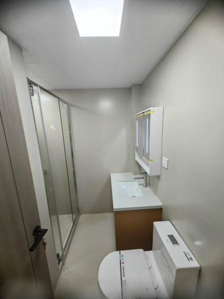 Housing image — Bathroom