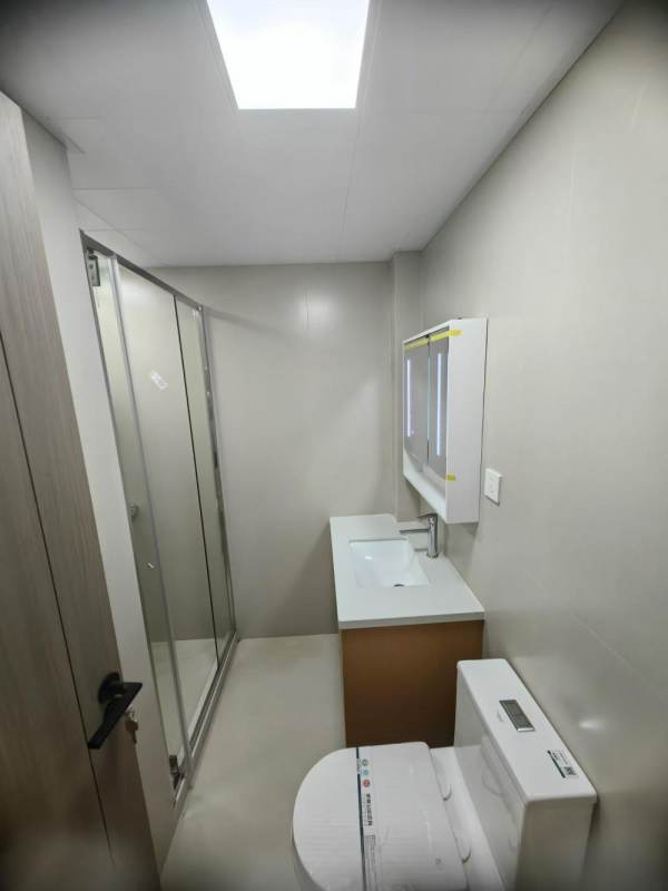 Housing image — Bathroom