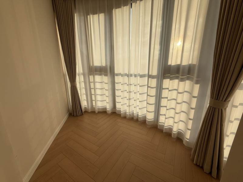 Housing image — Balcony