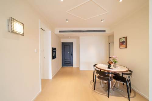 Housing image — Dining Area