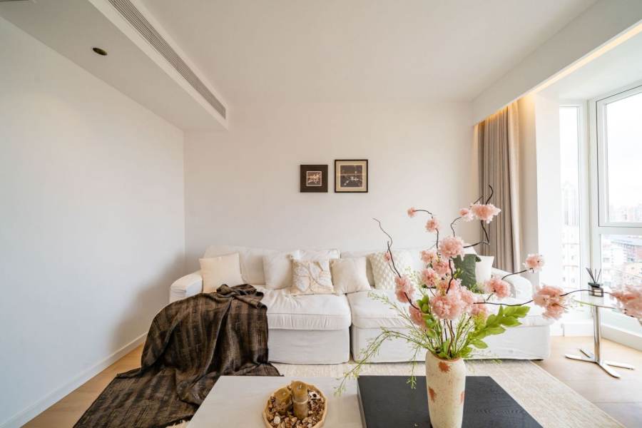 Housing image — Living Room