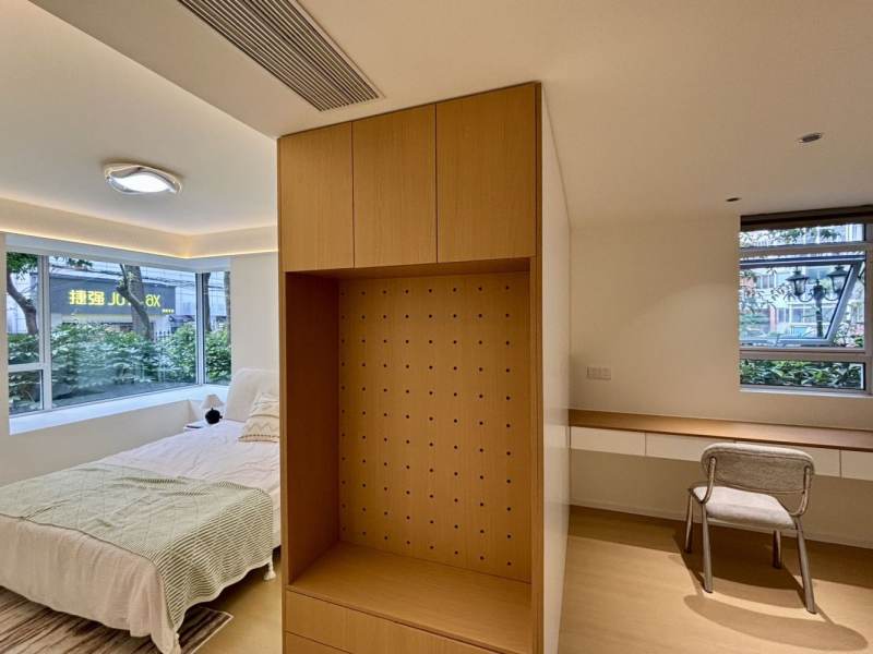 Housing image — Bedroom