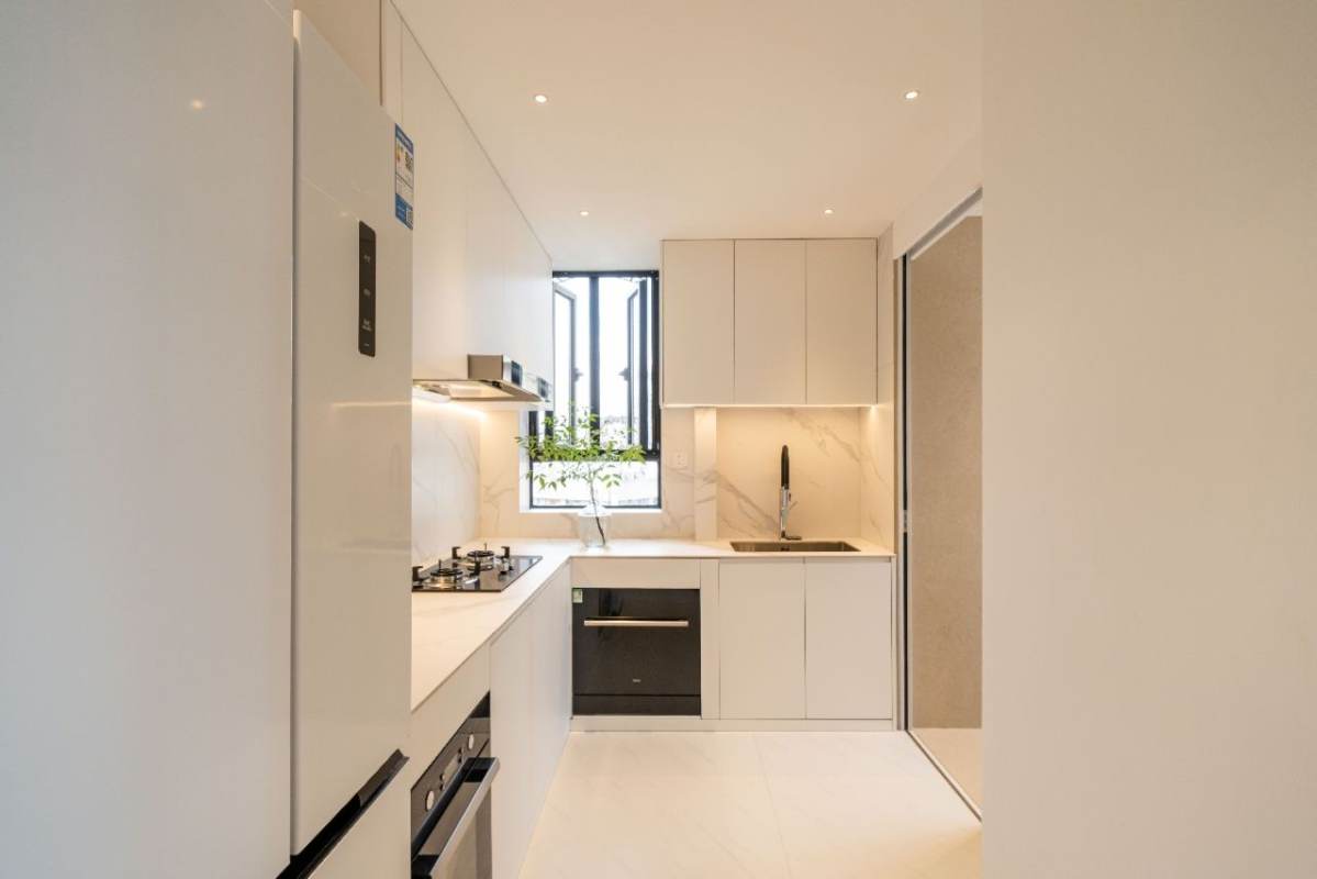 Housing image — Kitchen
