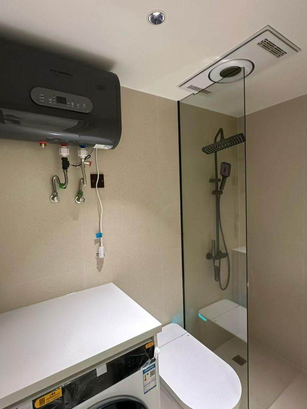Housing image — Bathroom