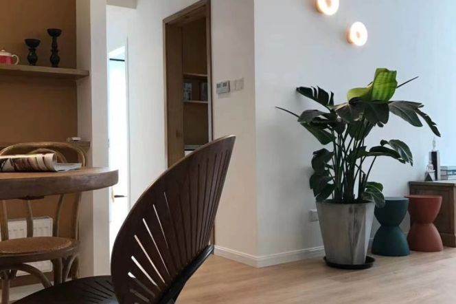 Spacious 2BR Apartment in Jing'an