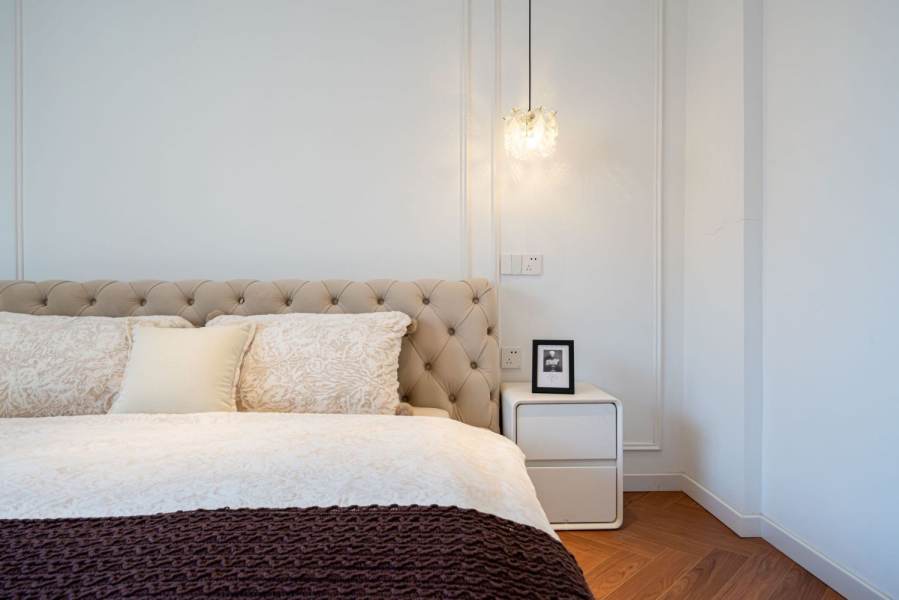 Housing image — Bedroom