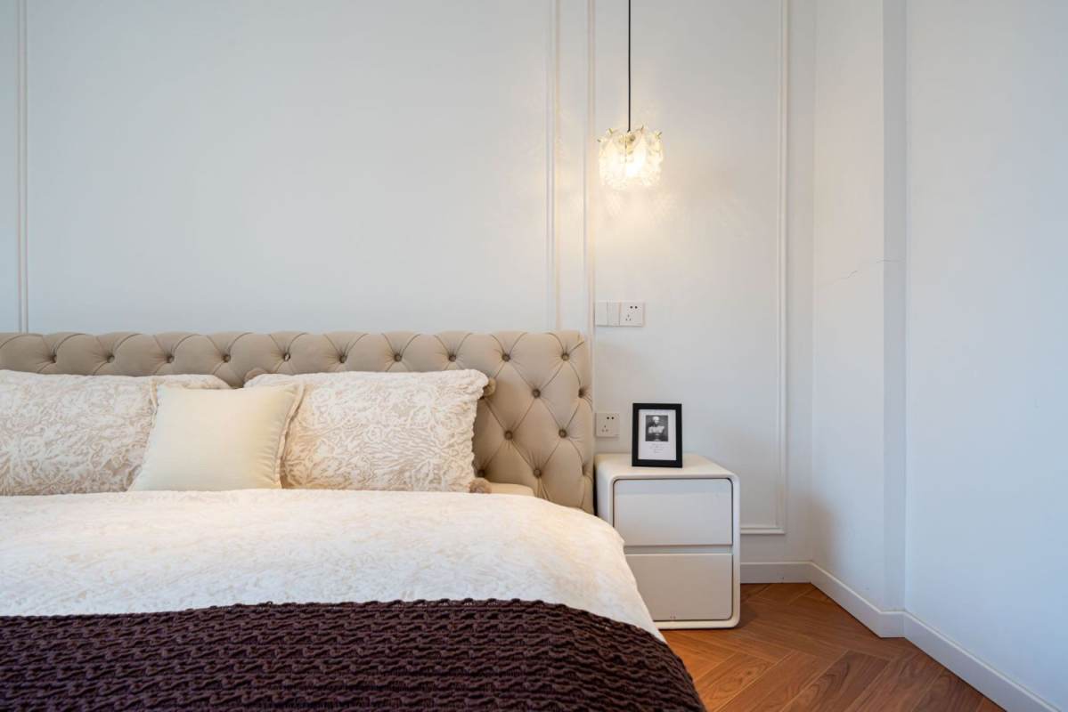 Housing image — Bedroom
