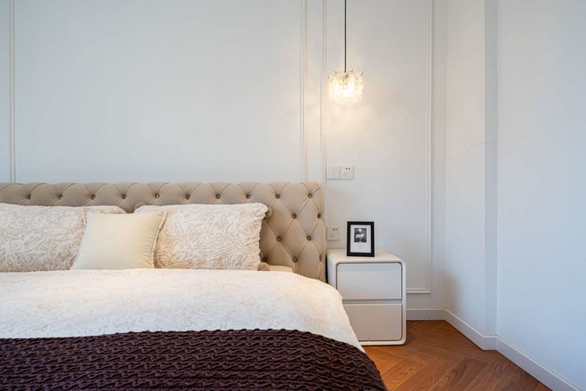 Housing image — Bedroom