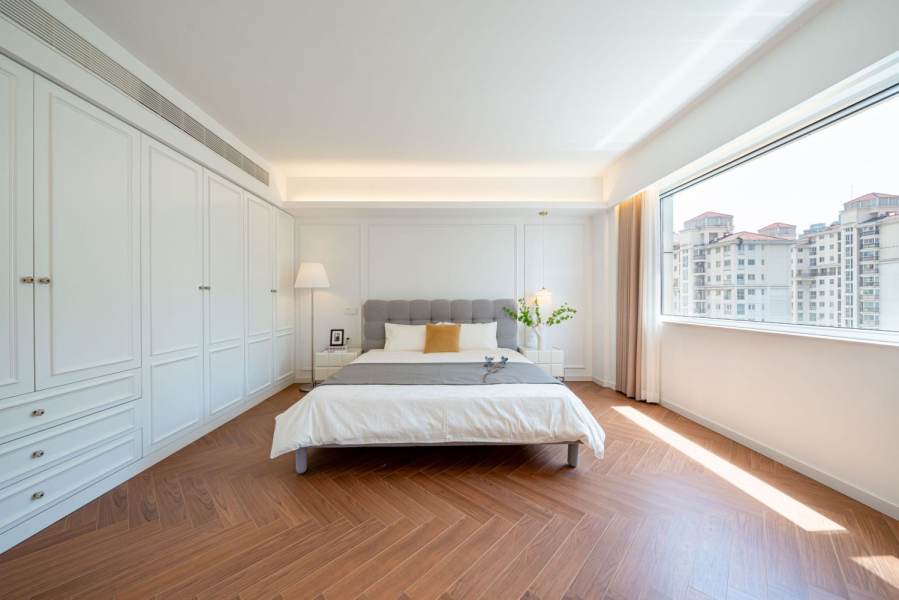 Housing image — Bedroom