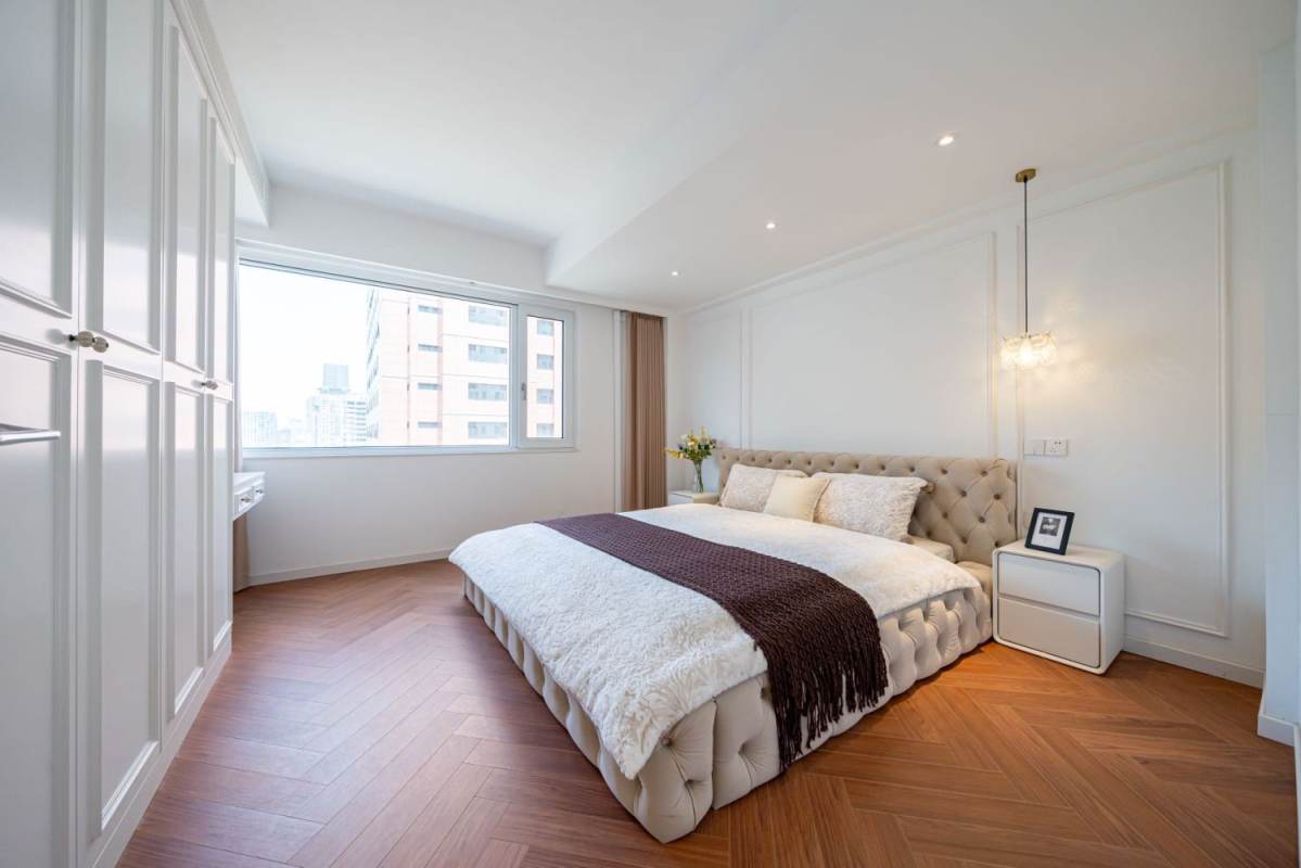 Housing image — Bedroom