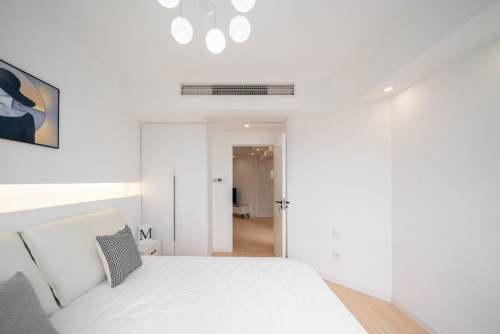 Housing image — Bedroom