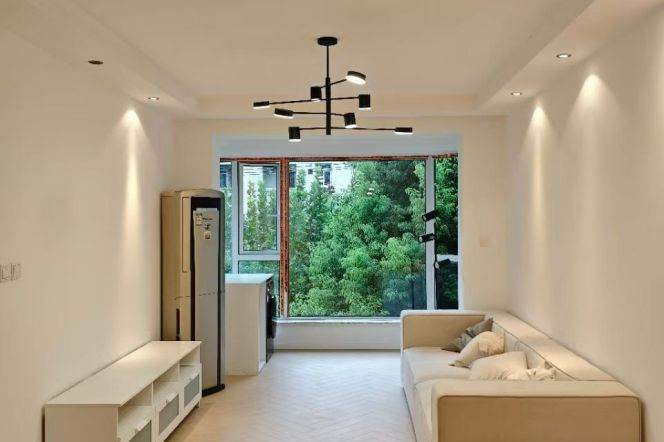 Spacious 2BR Apartment near The X Tower (L13/L14)