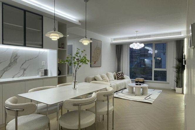 3BR Apartment in Jing'an (L7)