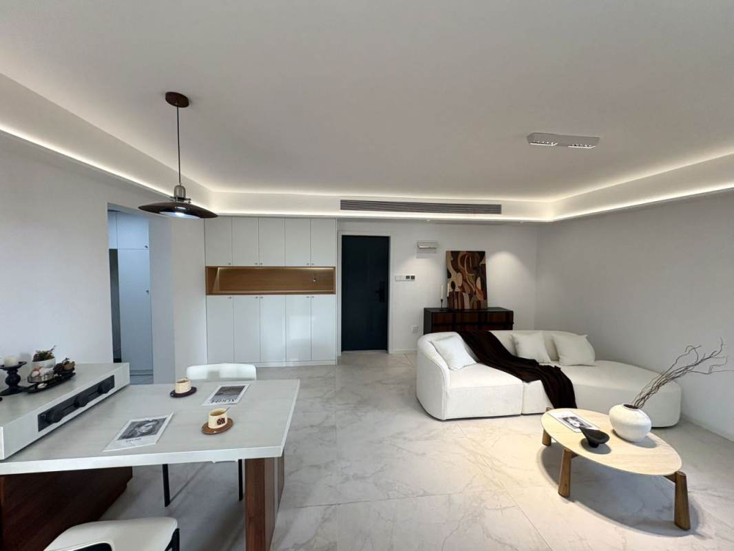 Housing image — Living Room