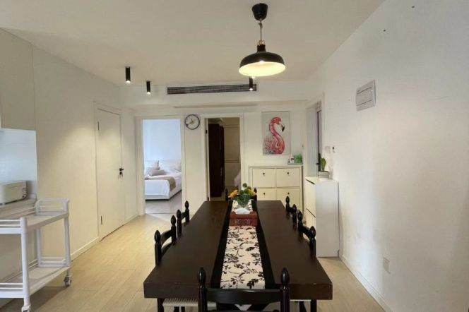 3BR Apartment in Jing'an (L2/L11)