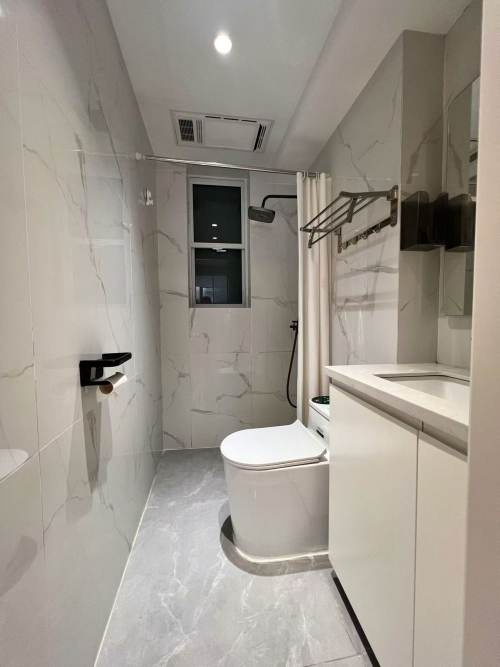 Housing image — Bathroom