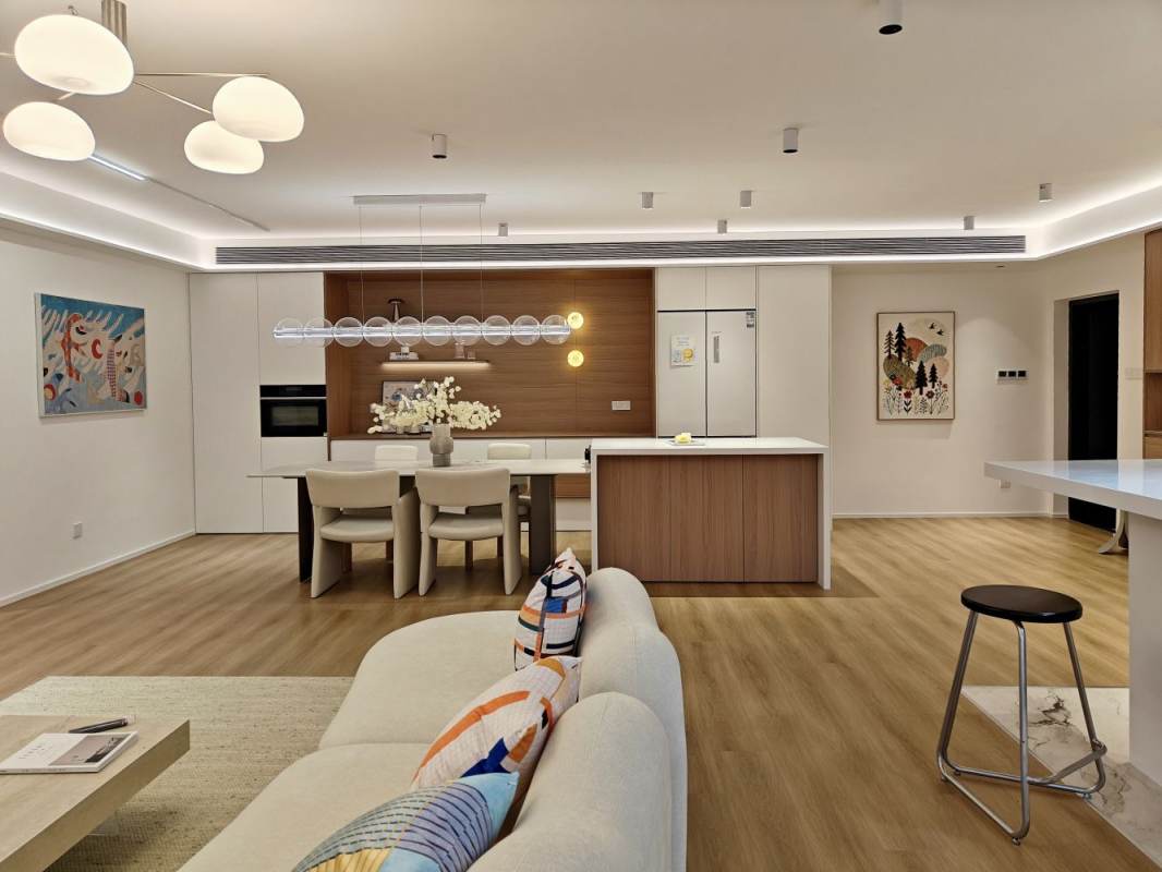 Housing image — Living Room