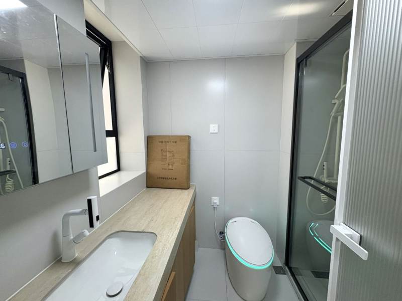 Housing image — Bathroom