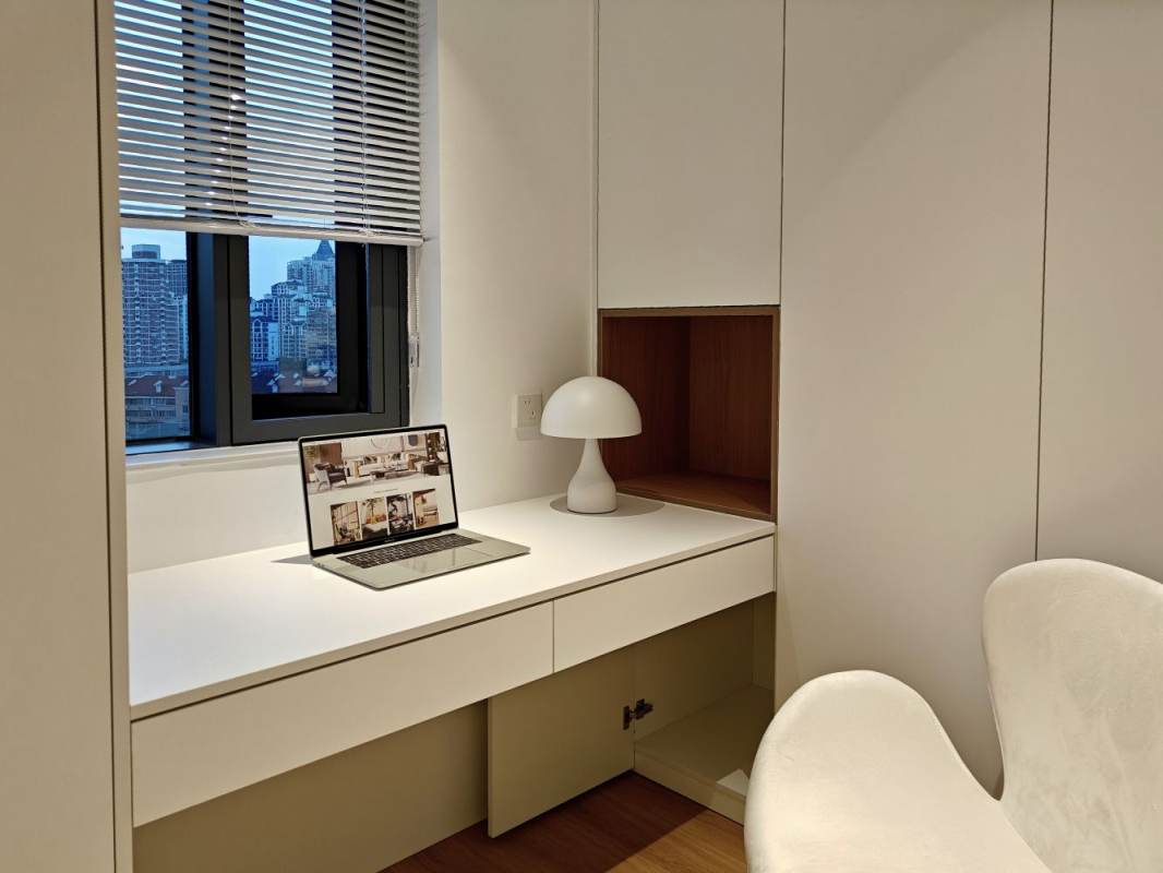 Housing image — Study