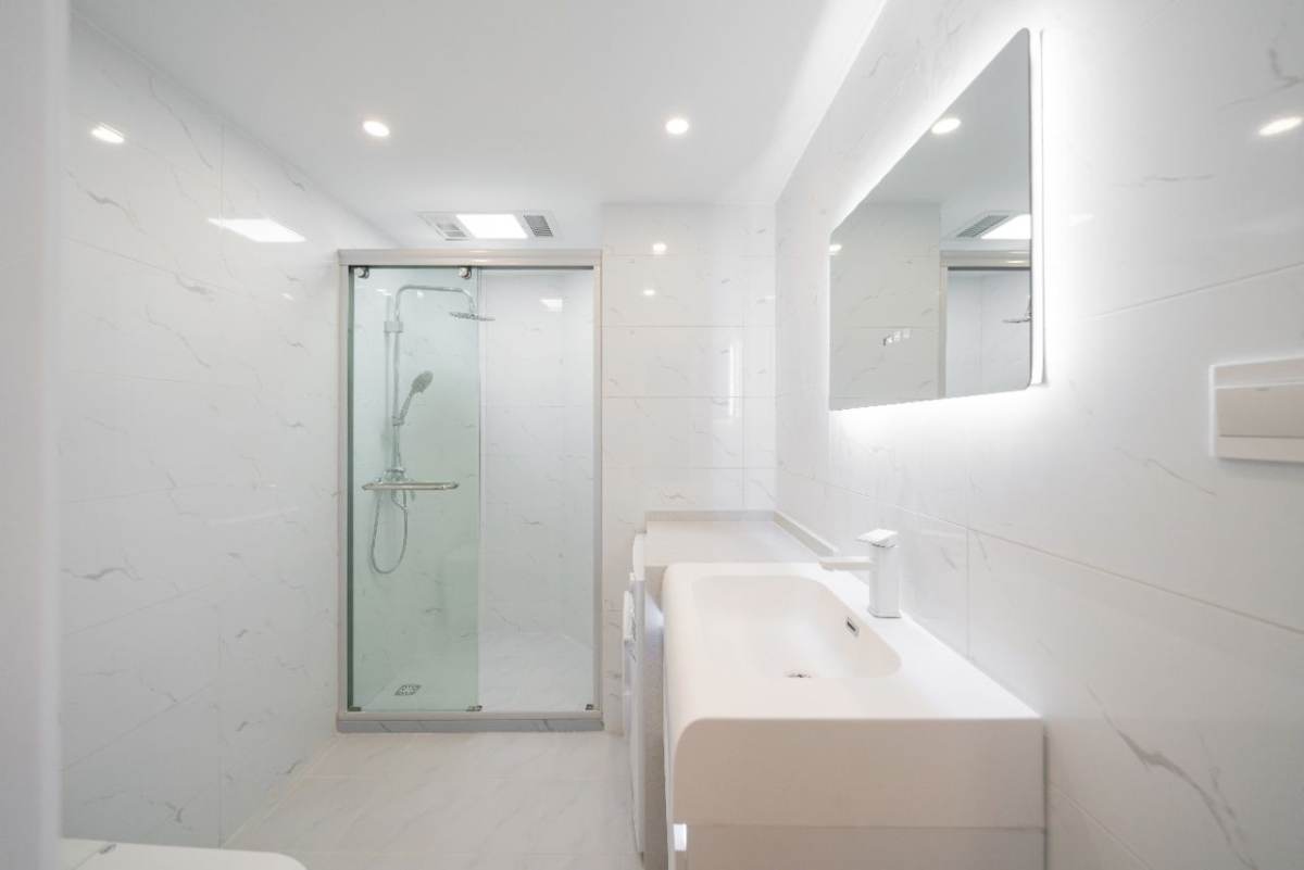 Housing image — Bathroom