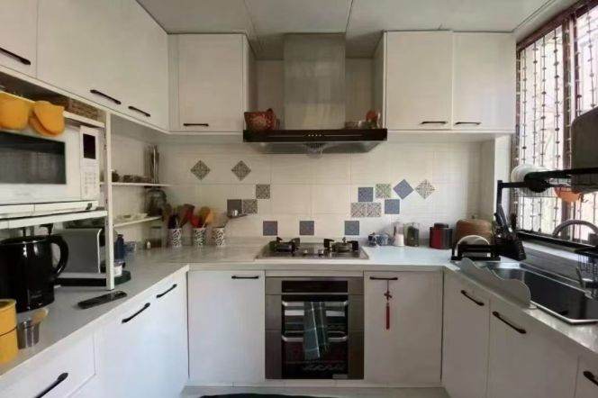 3BR Apartment in Old Xuhui