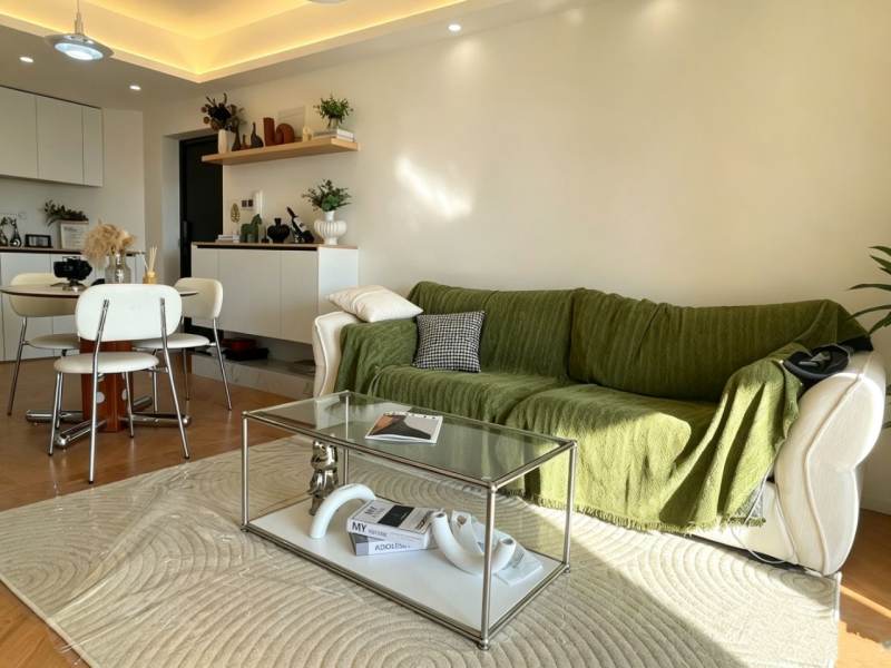 Housing image — Living Room