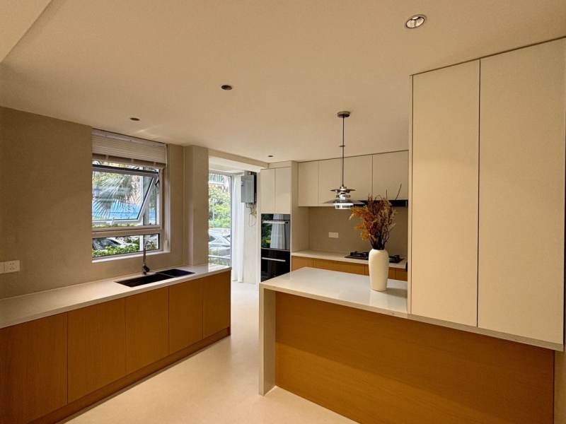 Housing image — Kitchen