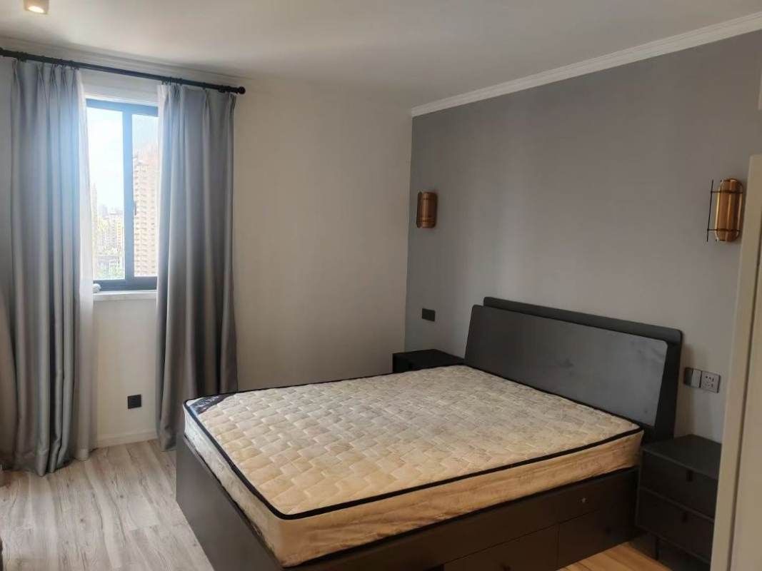 Housing image — Bedroom