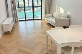 3BR Apartment near West Yan'An Rd Metro