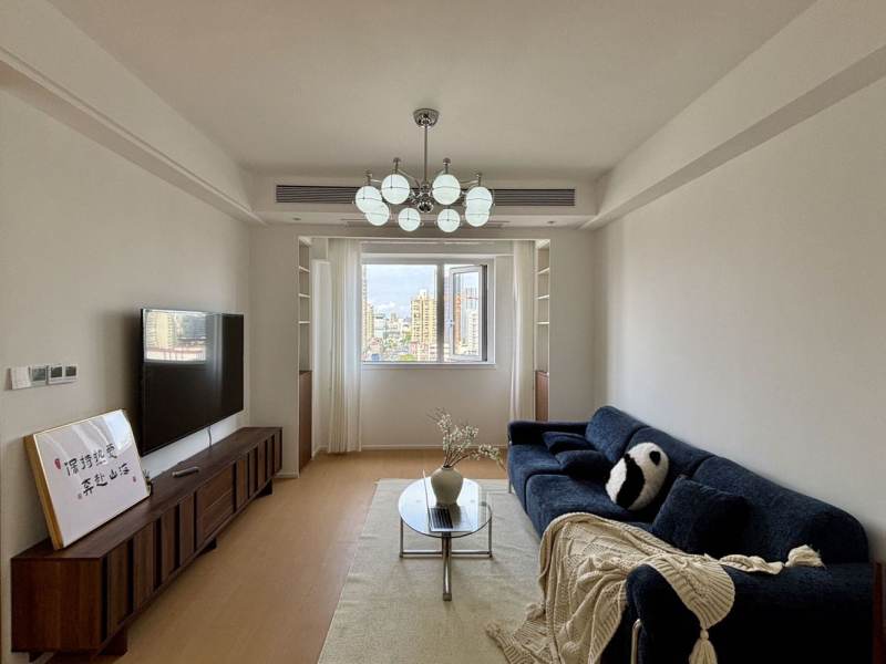 Housing image — Living Room