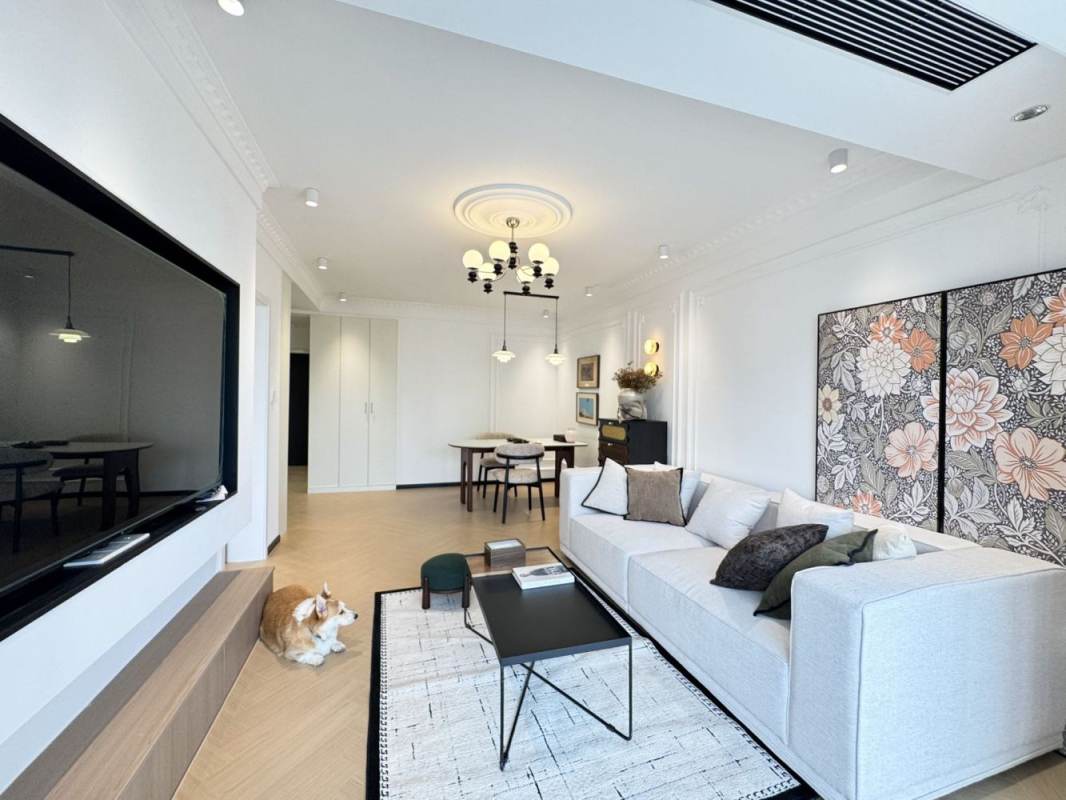 Housing image — Living Room