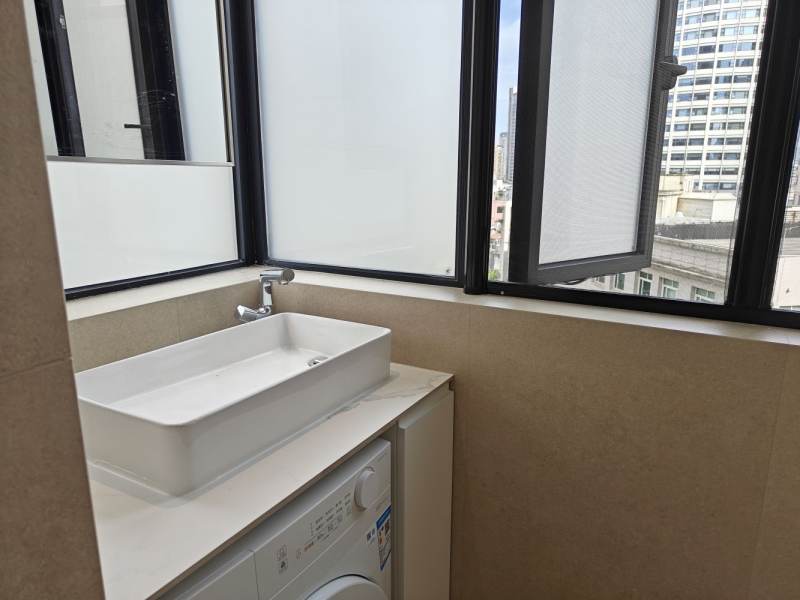 Housing image — Bathroom