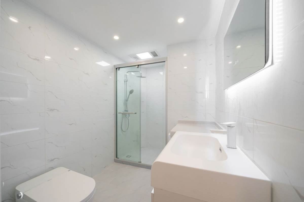Housing image — Bathroom