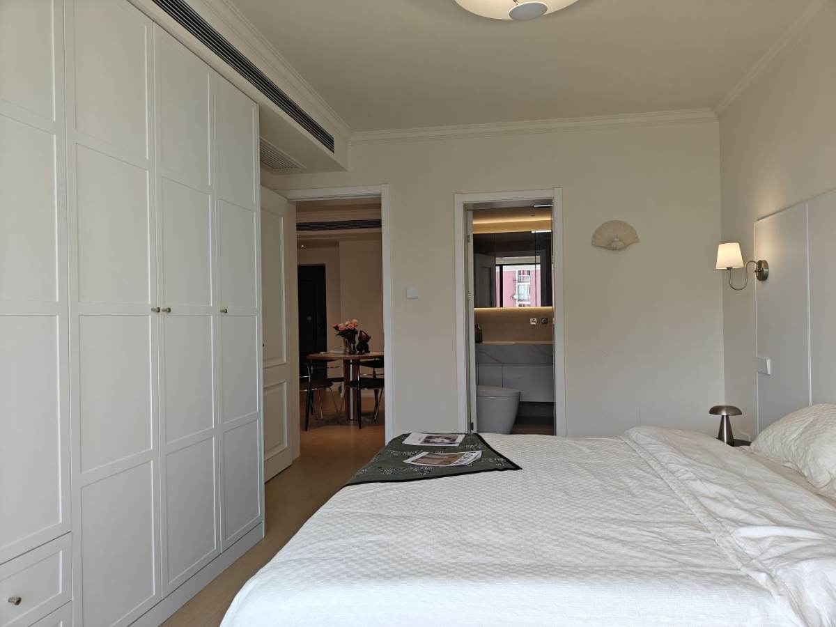 Housing image — Bedroom