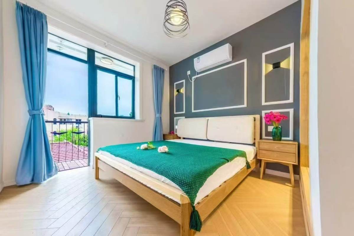 Housing image — Bedroom