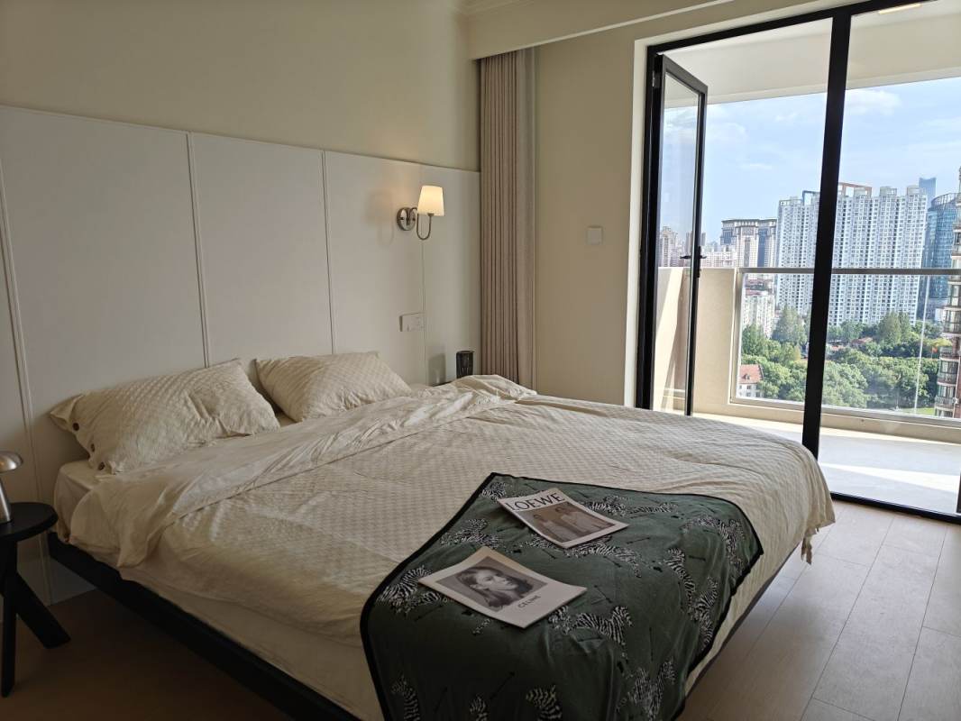 Housing image — Bedroom