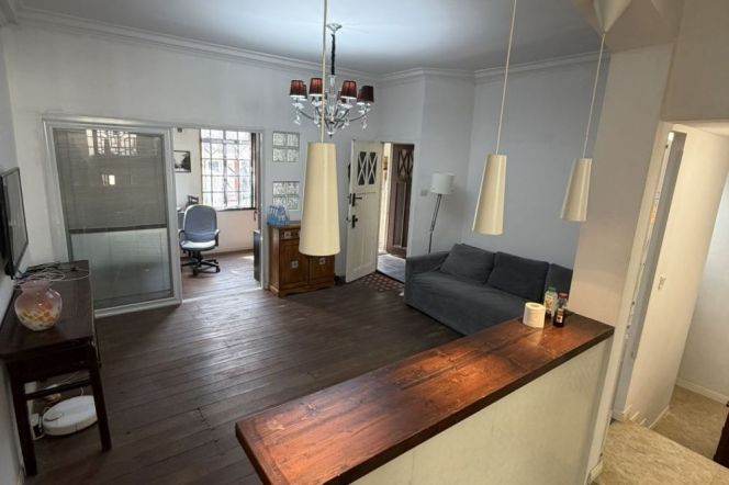 2BR Apartment near South Shaanxi Rd Metro with Terrace (L1/L10/L12/L13)