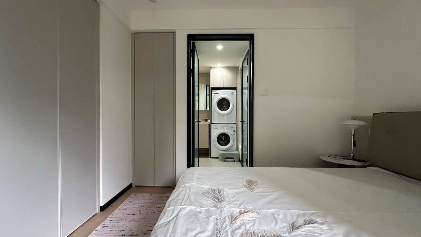 Housing image — Bedroom