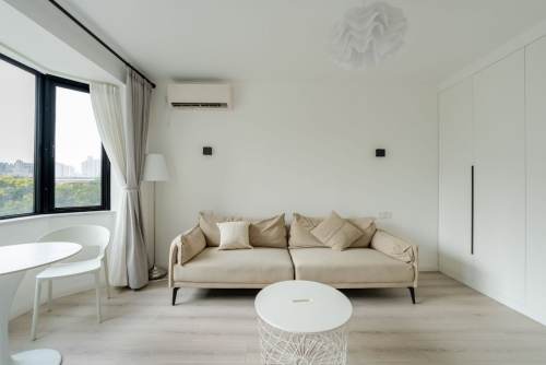 Housing image — Living Room