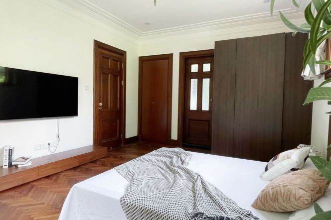1BR Apartment in Old Xuhui (L10/L11)