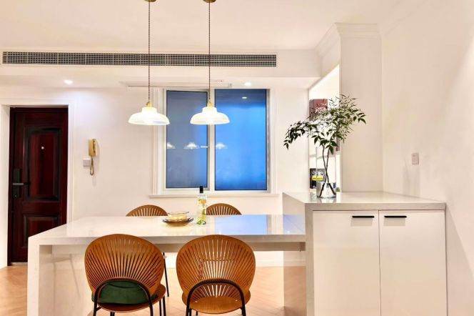 2BR Apartment near Zhongshan Park (L11/L13)