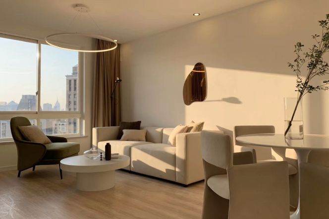High-Floor 1BR Apartment at Yunhe Garden