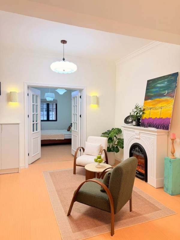 Housing image — Living Room